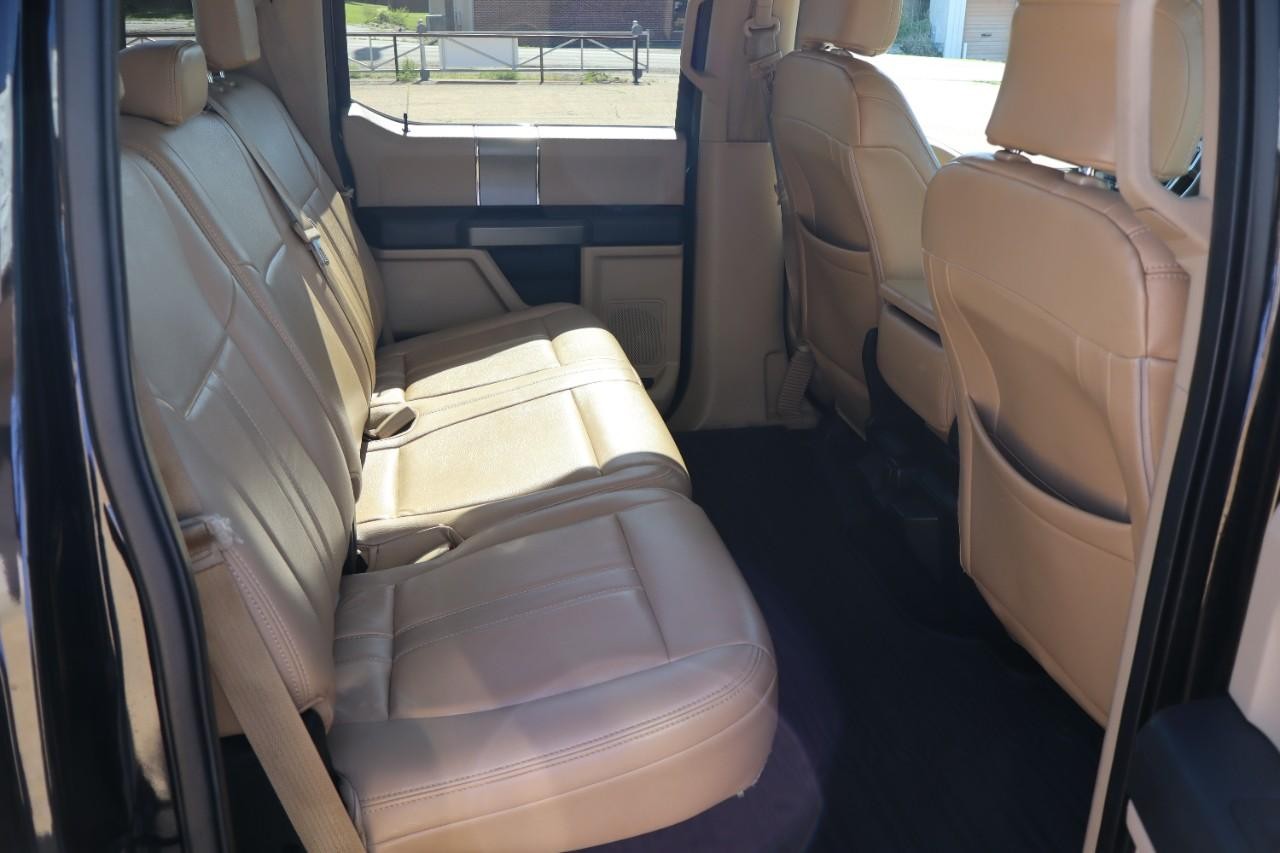 Ford F-150 Vehicle Full-screen Gallery Image 19