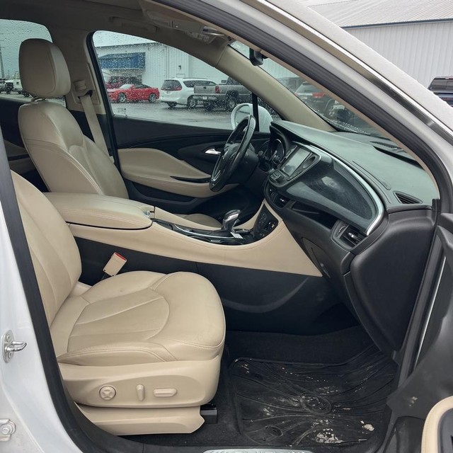 Buick Envision Vehicle Full-screen Gallery Image 11