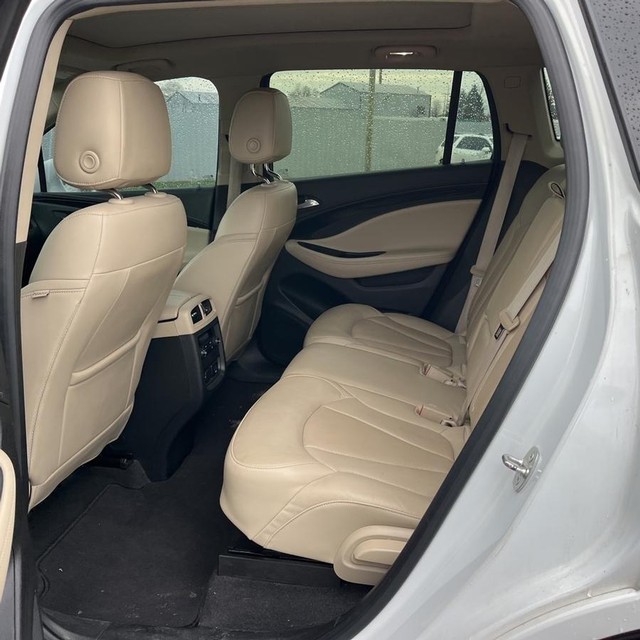 Buick Envision Vehicle Full-screen Gallery Image 12