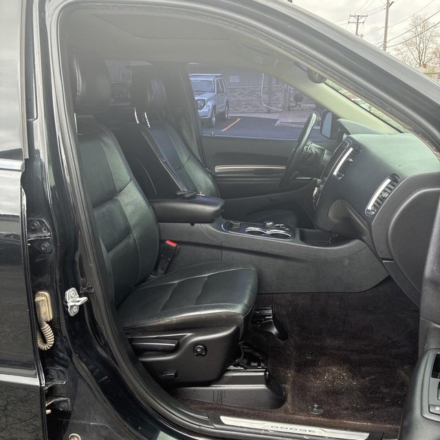 Dodge Durango Vehicle Full-screen Gallery Image 12