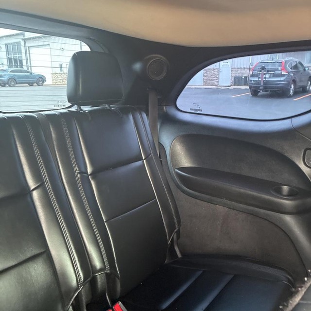 Dodge Durango Vehicle Full-screen Gallery Image 17
