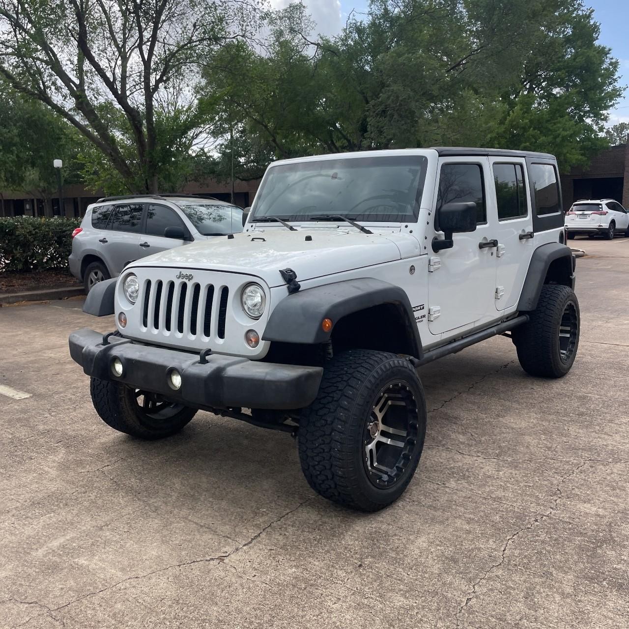 Jeep Wrangler Unlimited Vehicle Full-screen Gallery Image 2