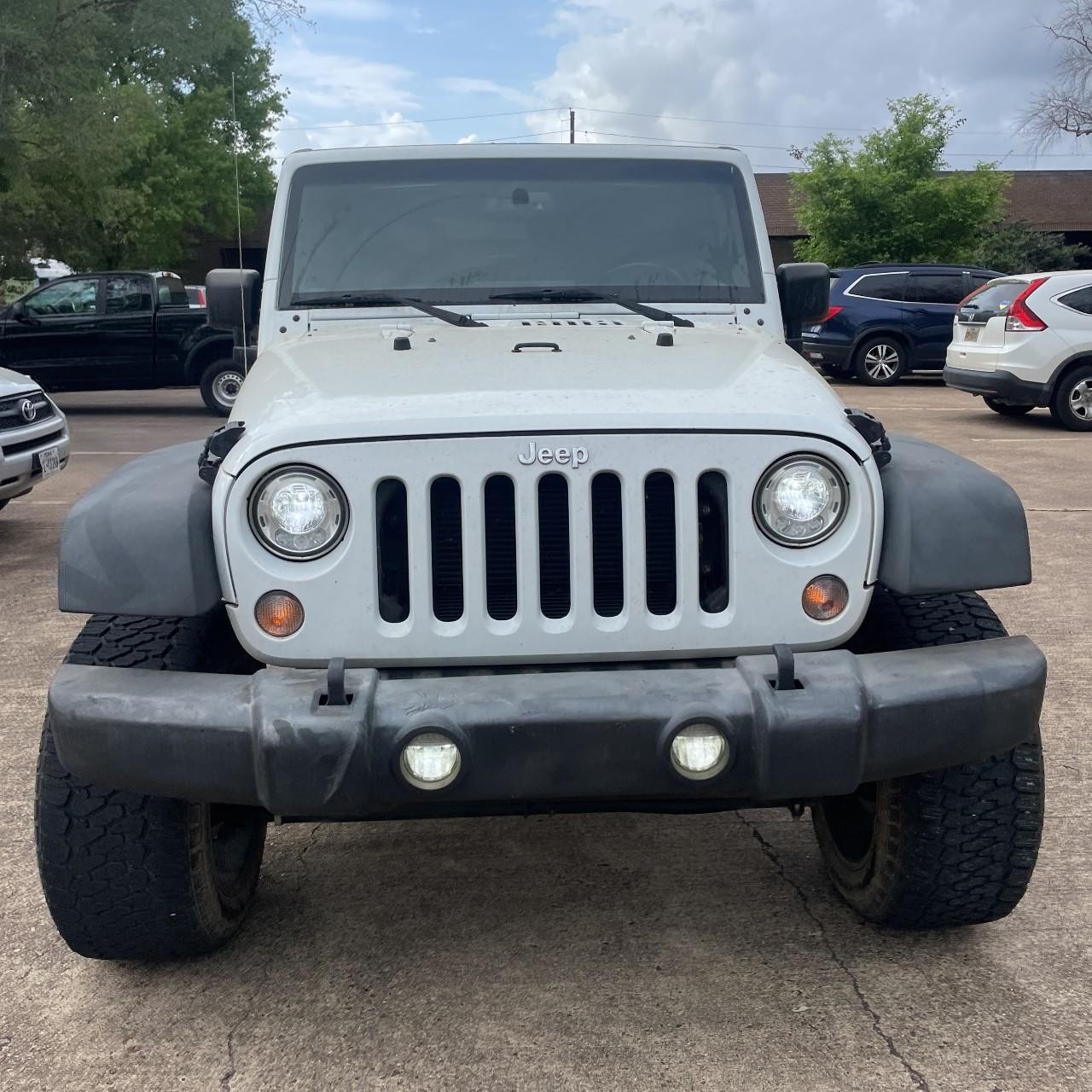 Jeep Wrangler Unlimited Vehicle Full-screen Gallery Image 4