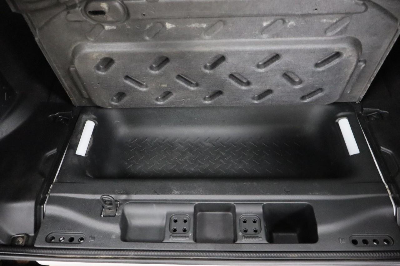 Jeep Wrangler Unlimited Vehicle Full-screen Gallery Image 21