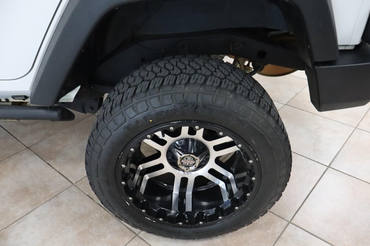 Jeep Wrangler Unlimited Vehicle Full-screen Gallery Image 28