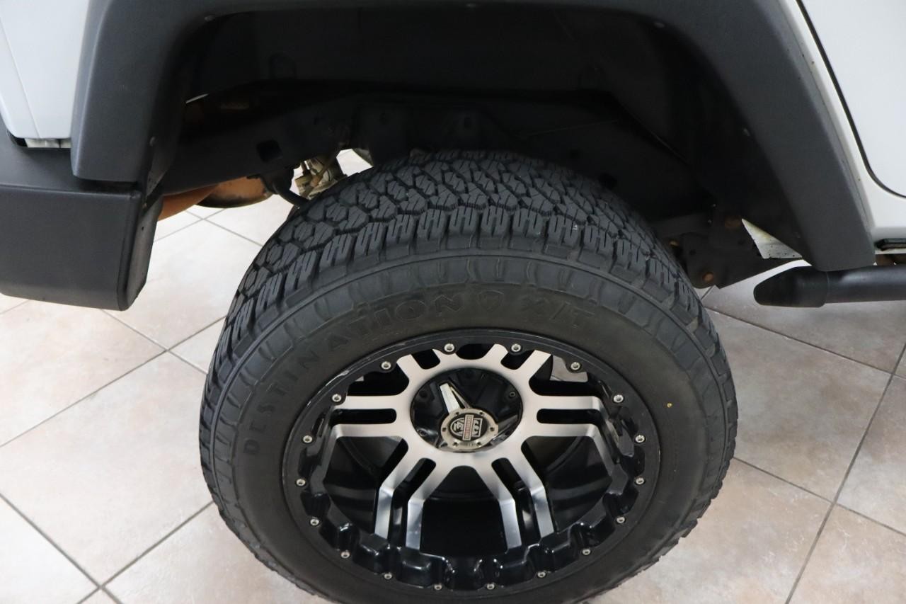 Jeep Wrangler Unlimited Vehicle Full-screen Gallery Image 29