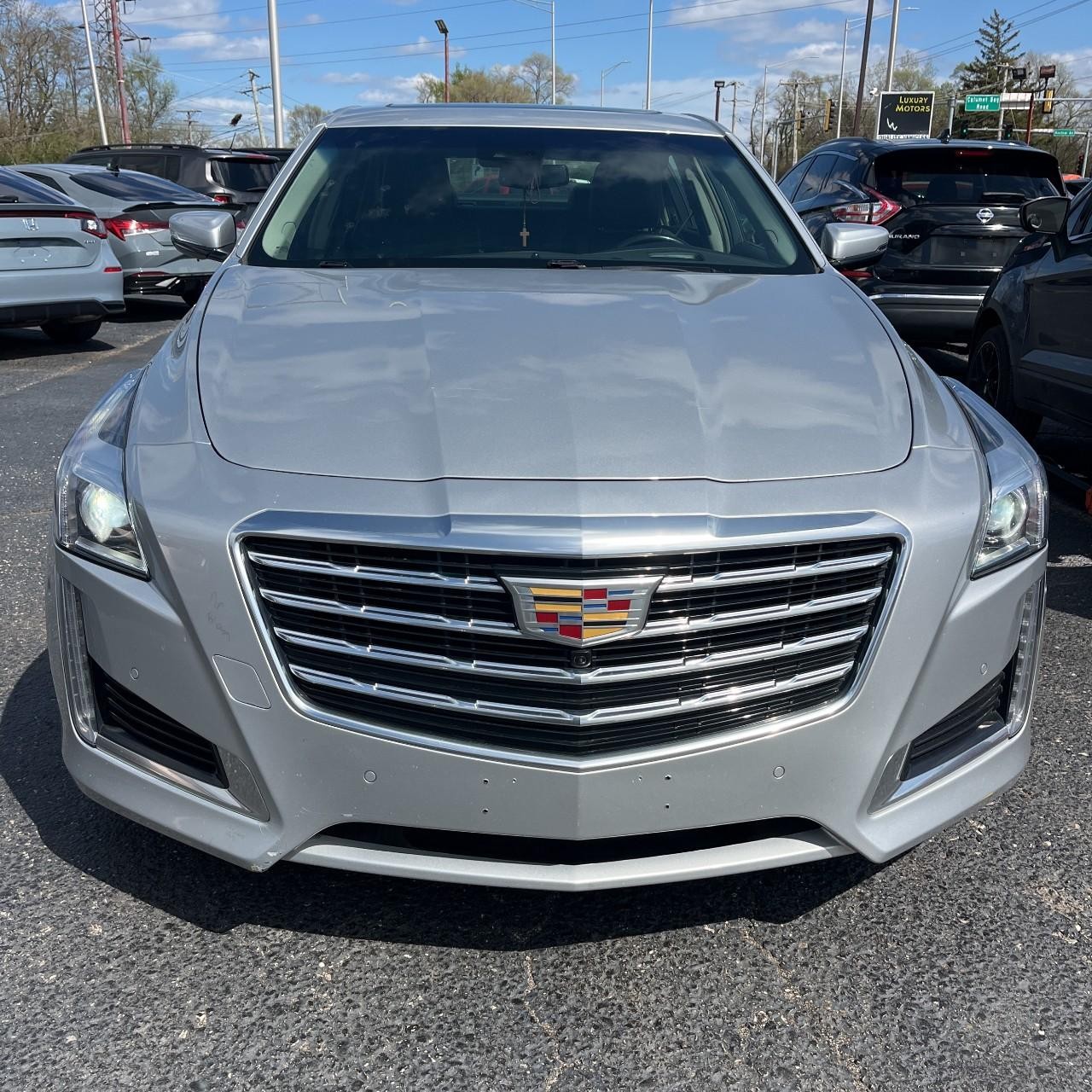 Cadillac CTS Sedan Vehicle Full-screen Gallery Image 08