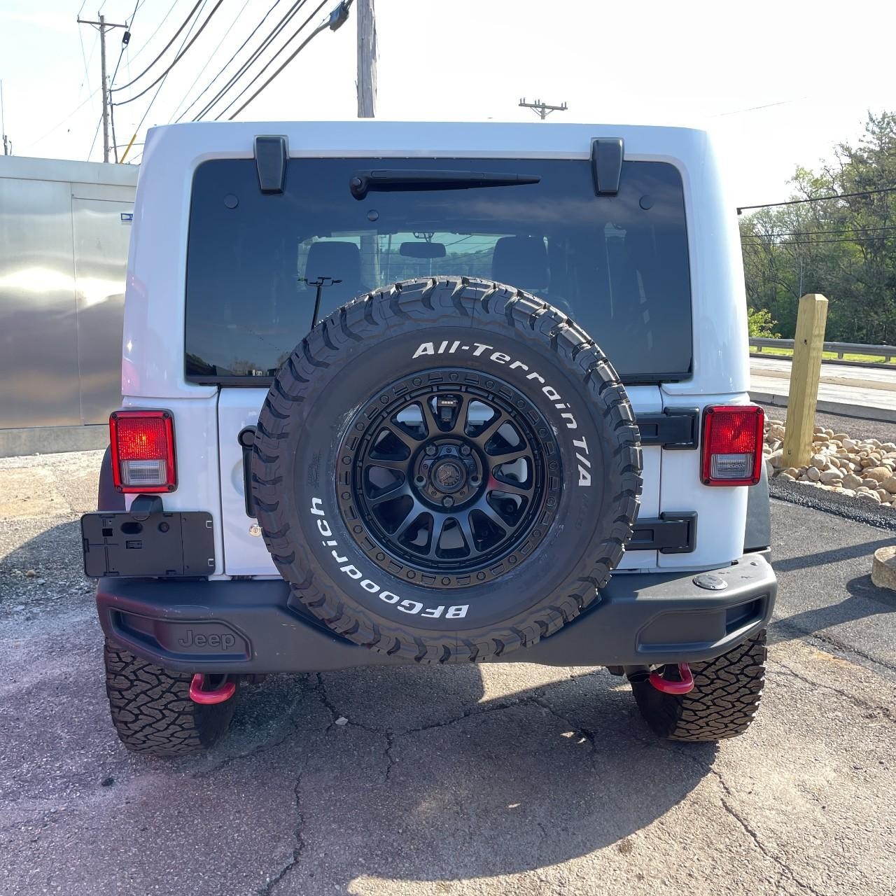Jeep Wrangler Unlimited Vehicle Full-screen Gallery Image 4