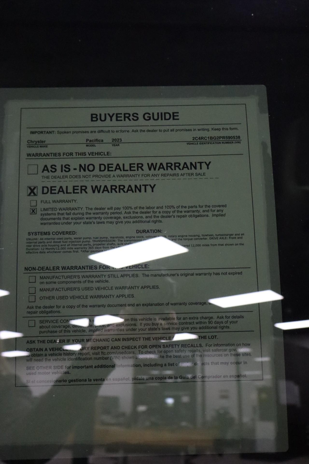 Chrysler Pacifica Vehicle Full-screen Gallery Image 30