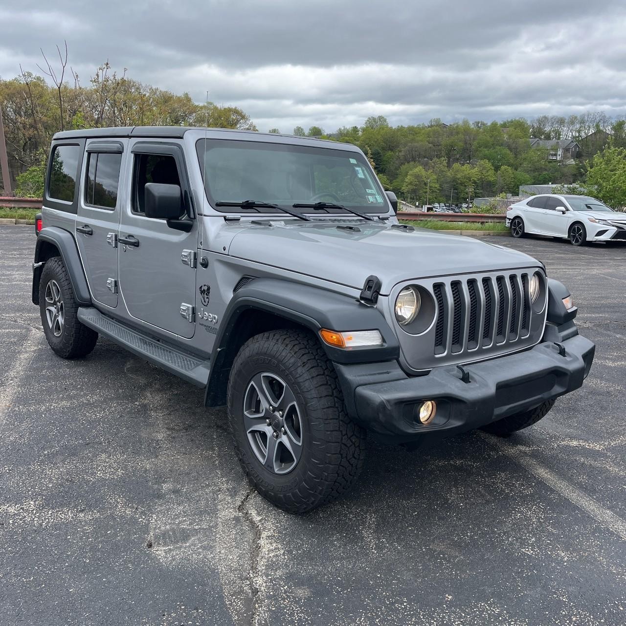 Jeep Wrangler Unlimited Vehicle Full-screen Gallery Image 8