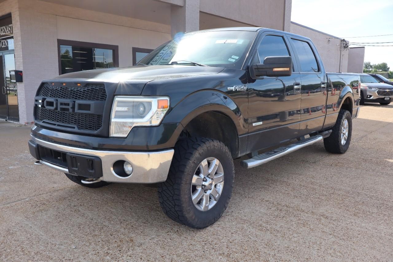 Ford F-150 Vehicle Full-screen Gallery Image 2