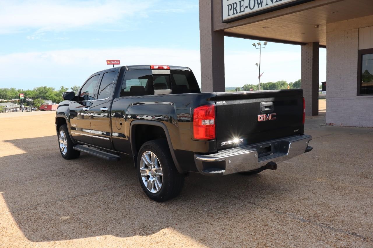 GMC Sierra 1500 Vehicle Full-screen Gallery Image 4