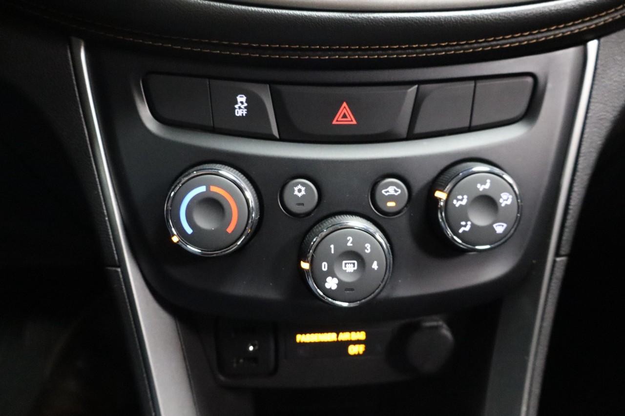 Chevrolet Trax Vehicle Full-screen Gallery Image 14