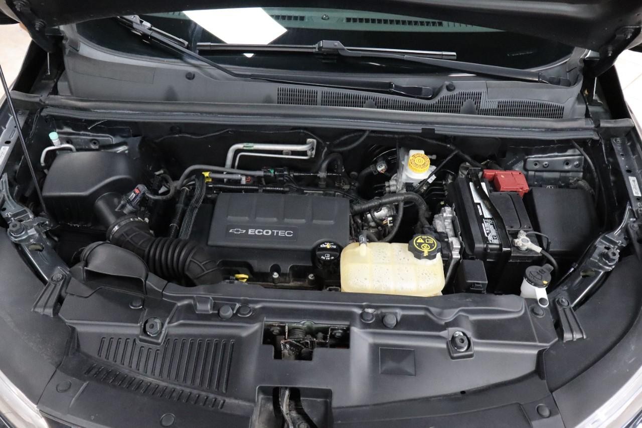 Chevrolet Trax Vehicle Full-screen Gallery Image 23