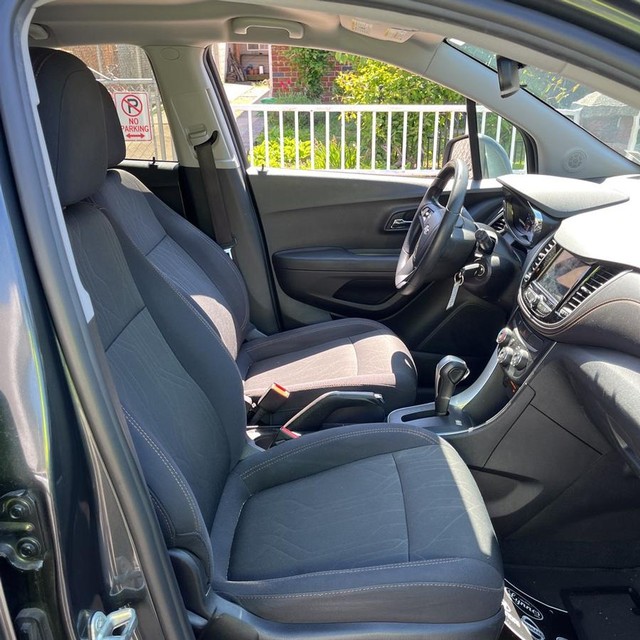 Chevrolet Trax Vehicle Full-screen Gallery Image 6
