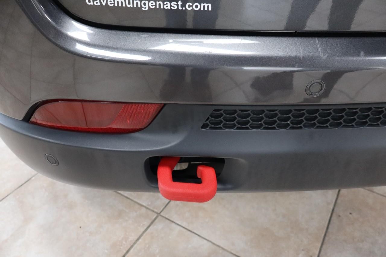 Jeep Compass Vehicle Full-screen Gallery Image 19