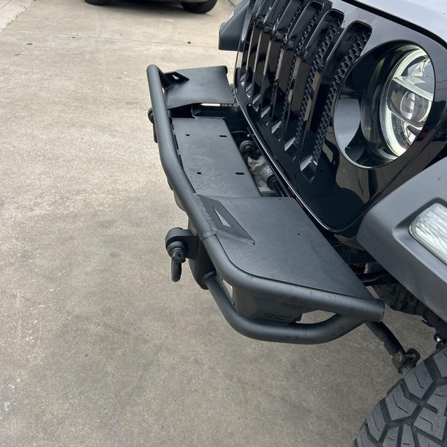 Jeep Wrangler Vehicle Full-screen Gallery Image 23