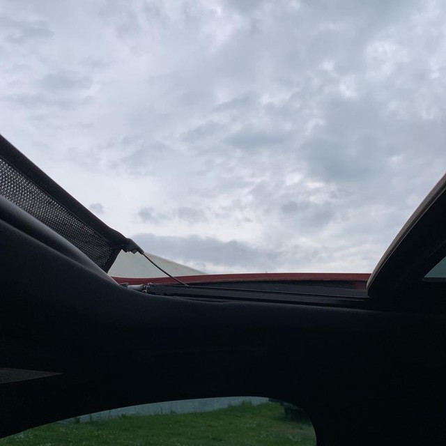 Lincoln MKC Vehicle Full-screen Gallery Image 15