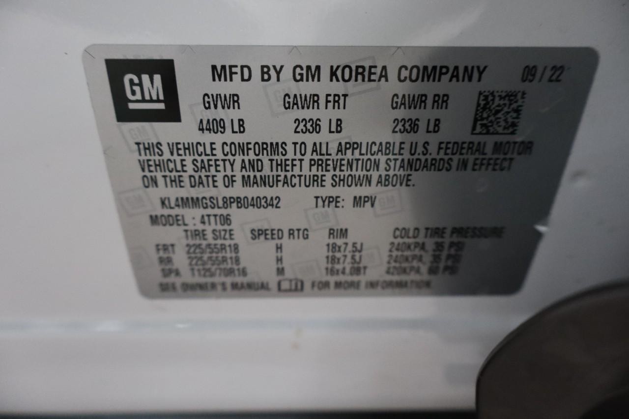 Buick Encore GX Vehicle Full-screen Gallery Image 21
