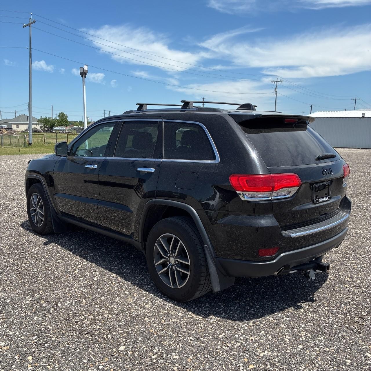 Jeep Grand Cherokee Vehicle Full-screen Gallery Image 3