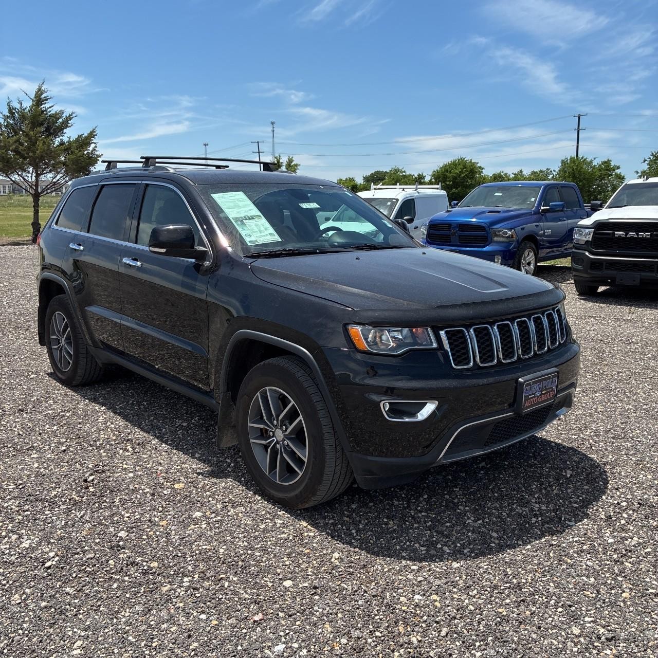 Jeep Grand Cherokee Vehicle Full-screen Gallery Image 7