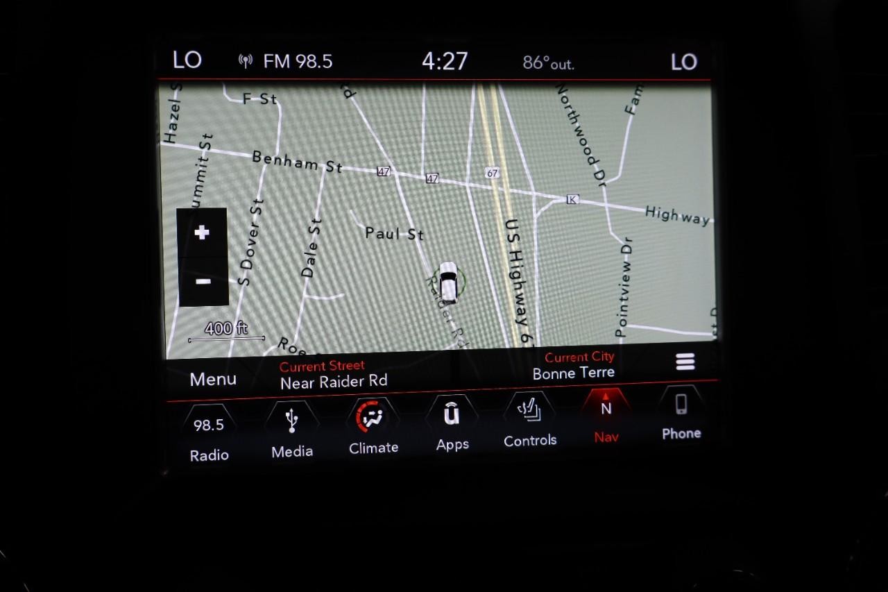 Jeep Grand Cherokee Vehicle Full-screen Gallery Image 21
