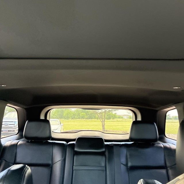 Jeep Grand Cherokee Vehicle Full-screen Gallery Image 20