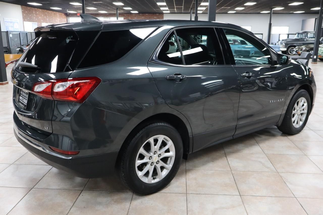 Chevrolet Equinox Vehicle Full-screen Gallery Image 05