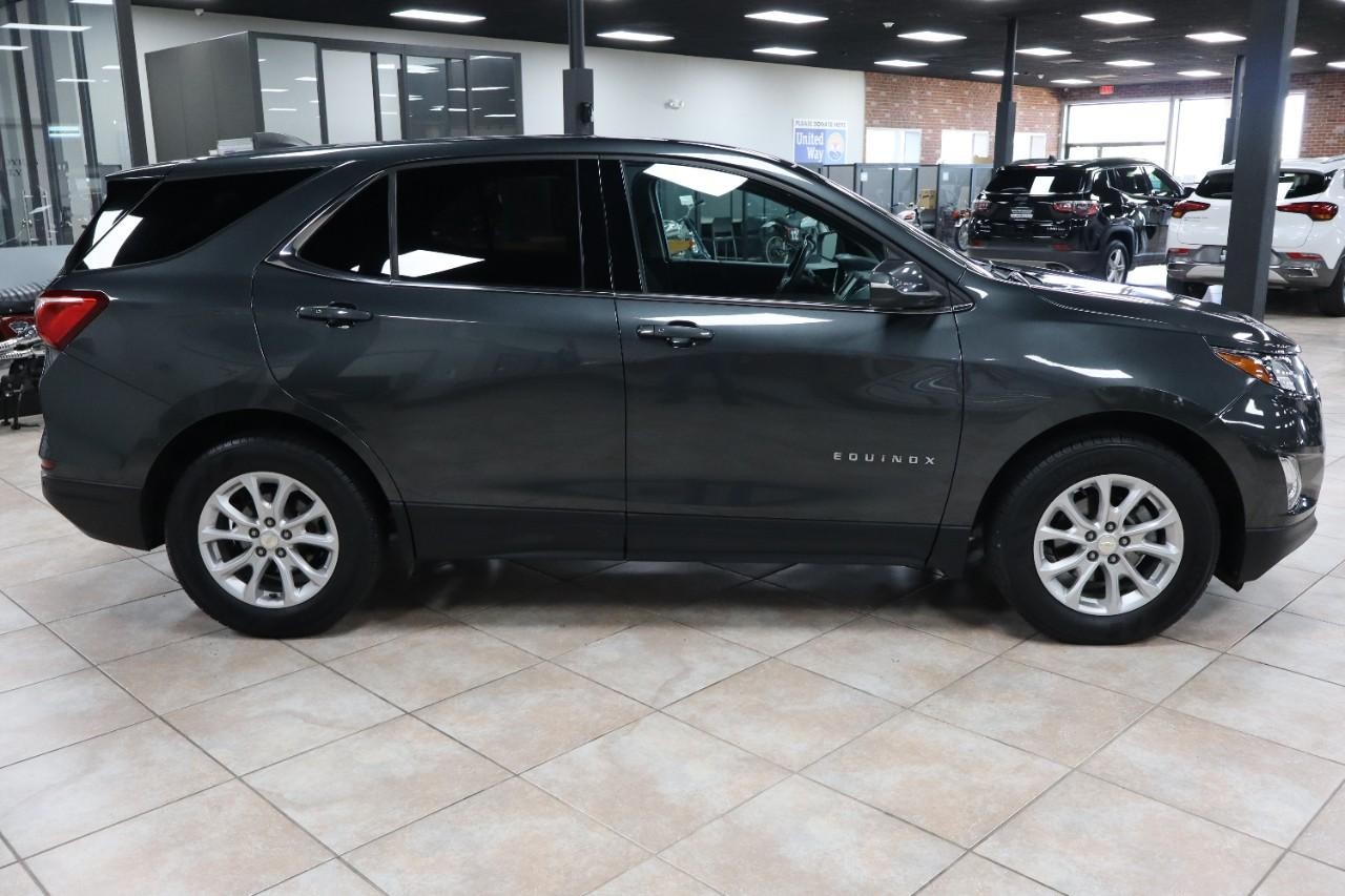 Chevrolet Equinox Vehicle Full-screen Gallery Image 06