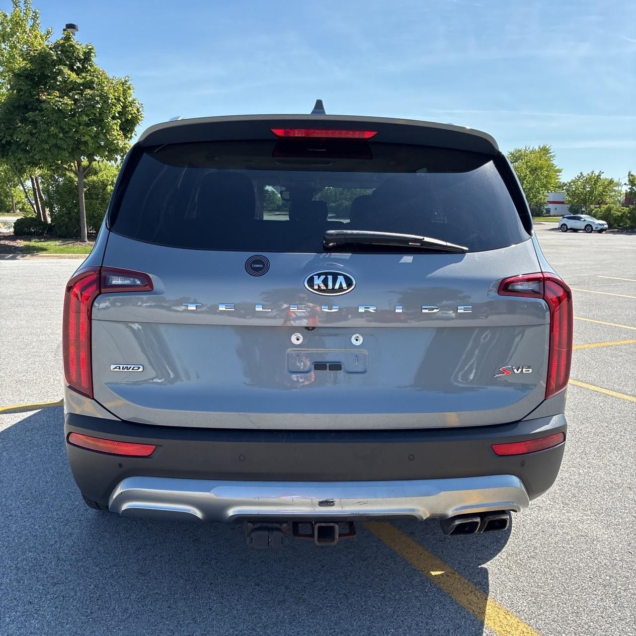 Kia Telluride Vehicle Full-screen Gallery Image 5