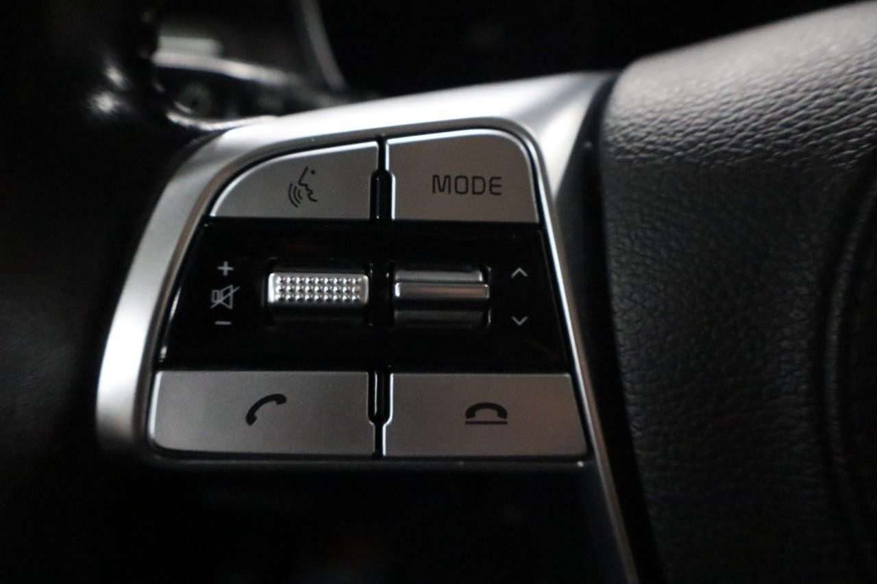 Kia Telluride Vehicle Full-screen Gallery Image 15