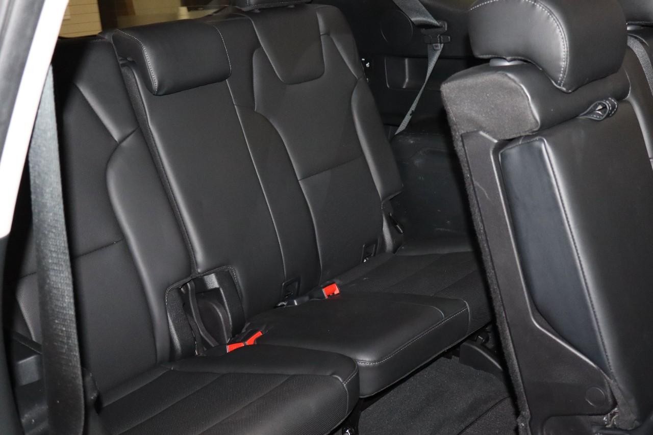 Kia Telluride Vehicle Full-screen Gallery Image 36