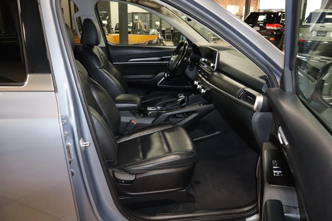 Kia Telluride Vehicle Full-screen Gallery Image 39