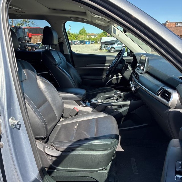 Kia Telluride Vehicle Full-screen Gallery Image 12