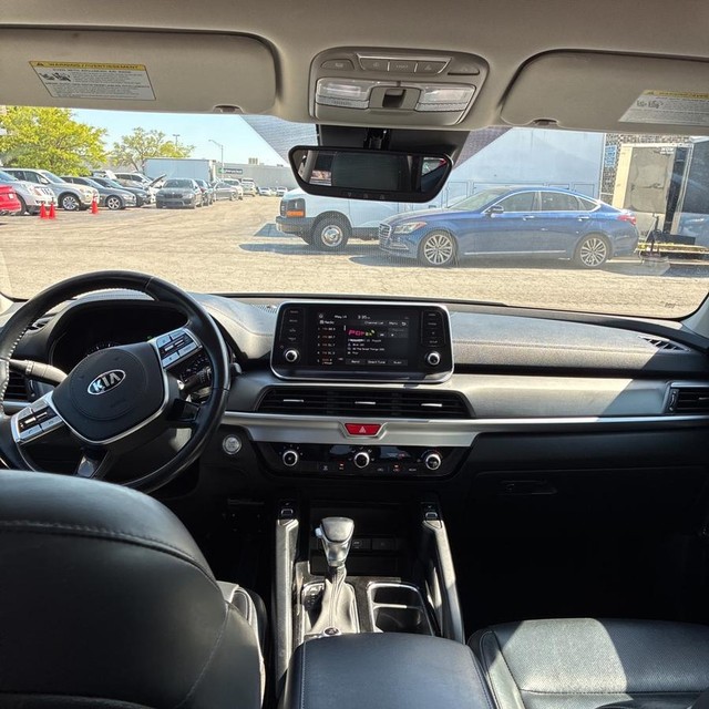 Kia Telluride Vehicle Full-screen Gallery Image 18
