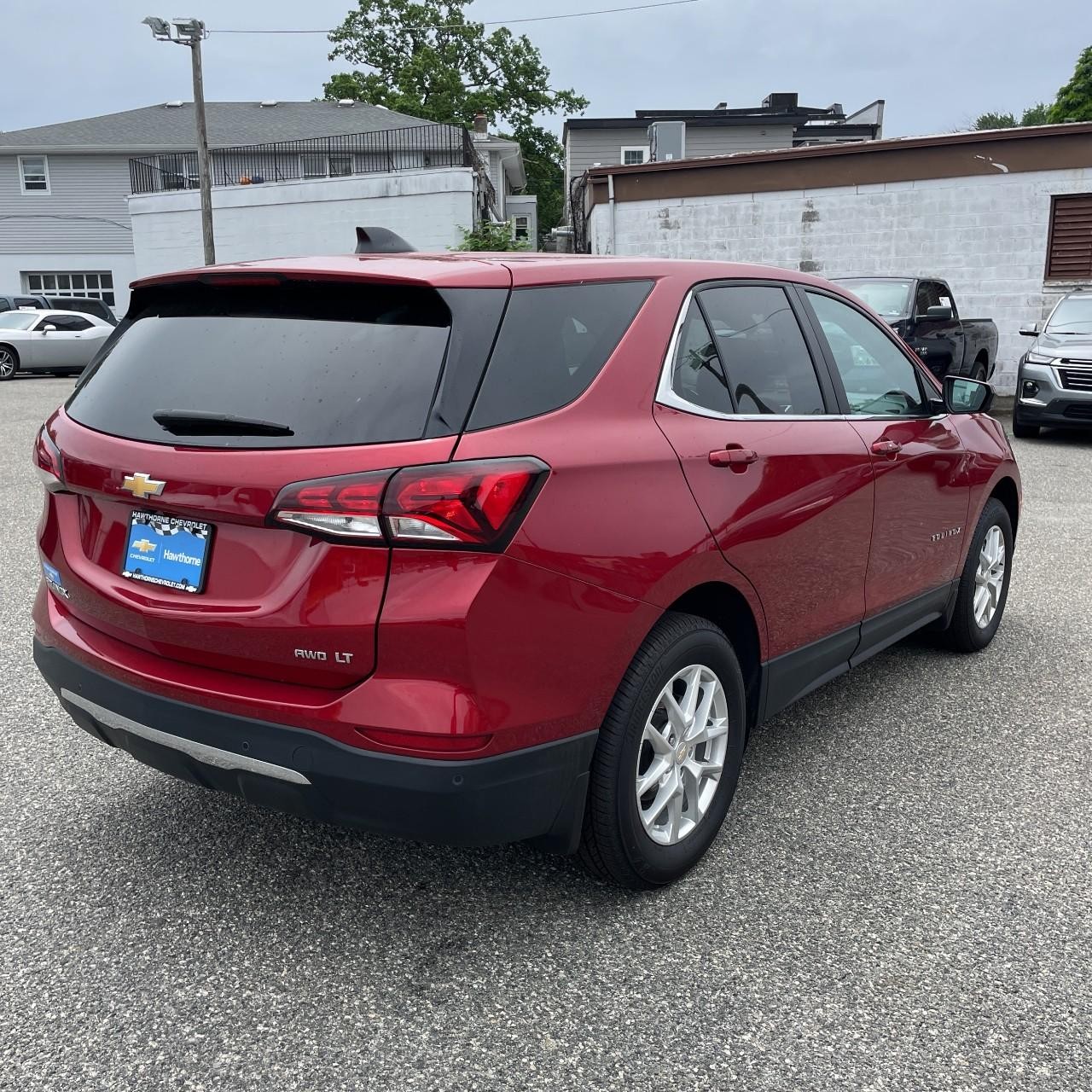 Chevrolet Equinox Vehicle Full-screen Gallery Image 4