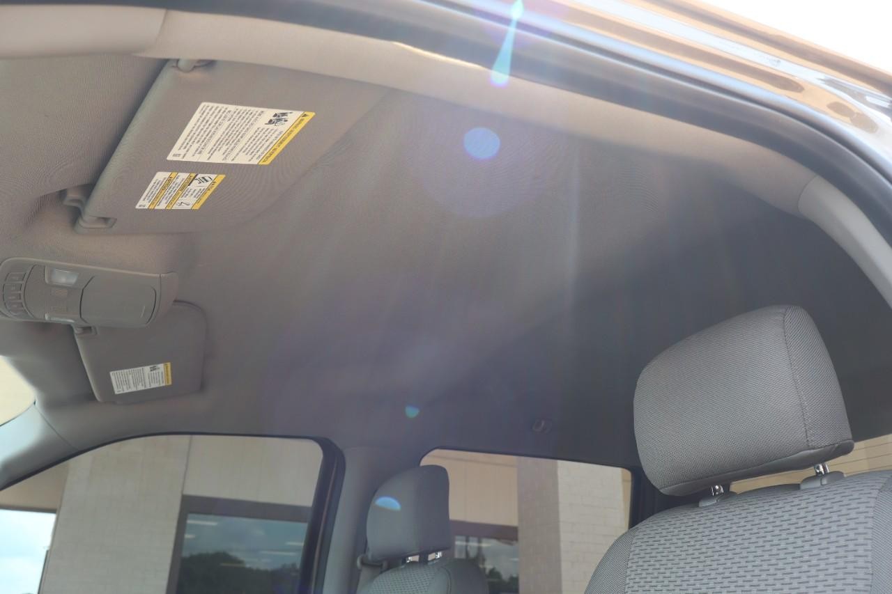 Ford F-150 Vehicle Full-screen Gallery Image 27