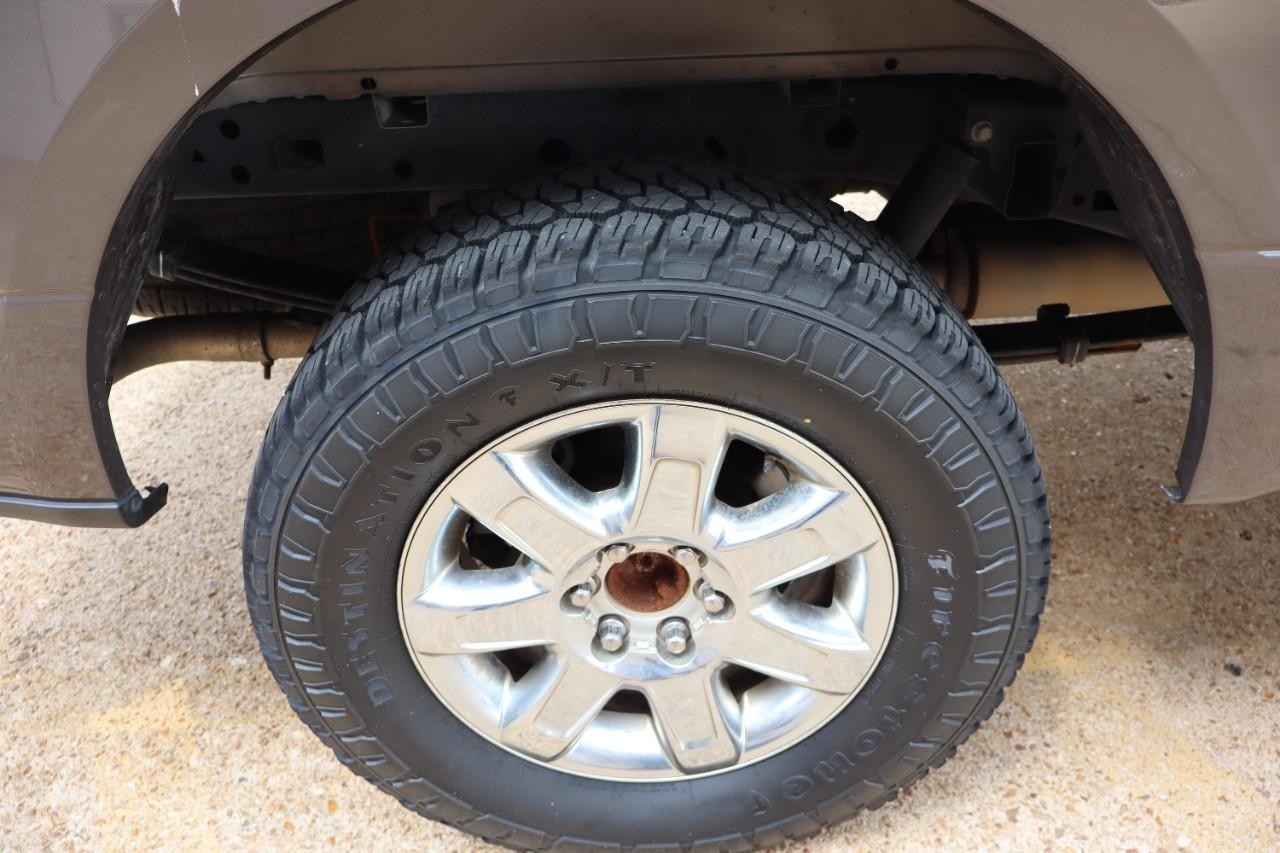 Ford F-150 Vehicle Full-screen Gallery Image 36