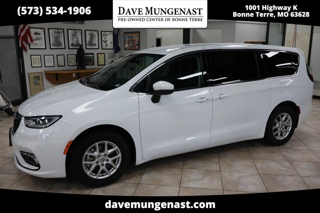 more details - chrysler pacifica
