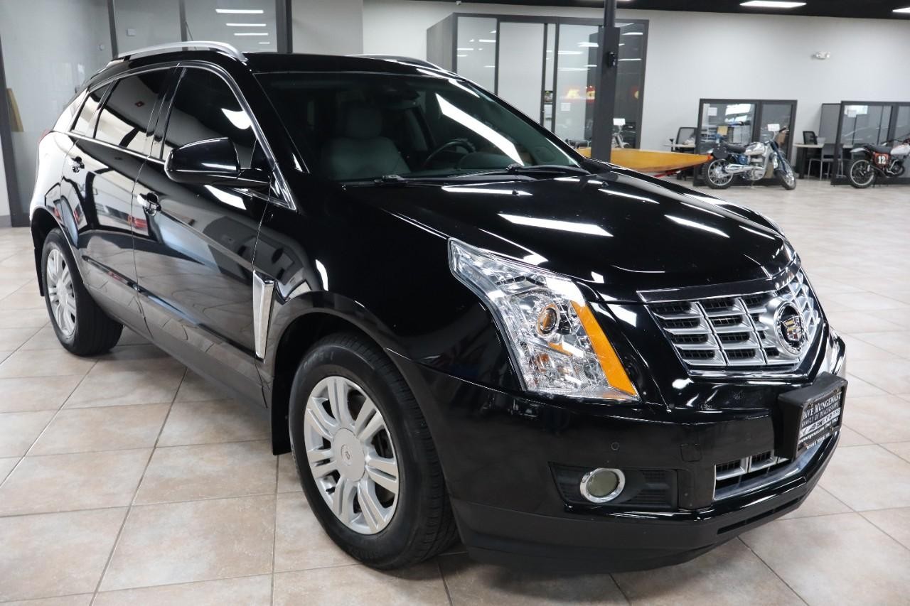 Cadillac SRX Vehicle Full-screen Gallery Image 7