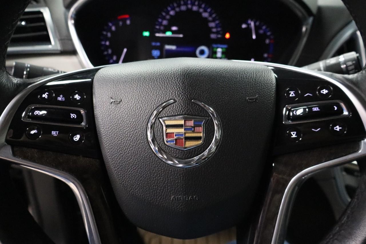 Cadillac SRX Vehicle Full-screen Gallery Image 13