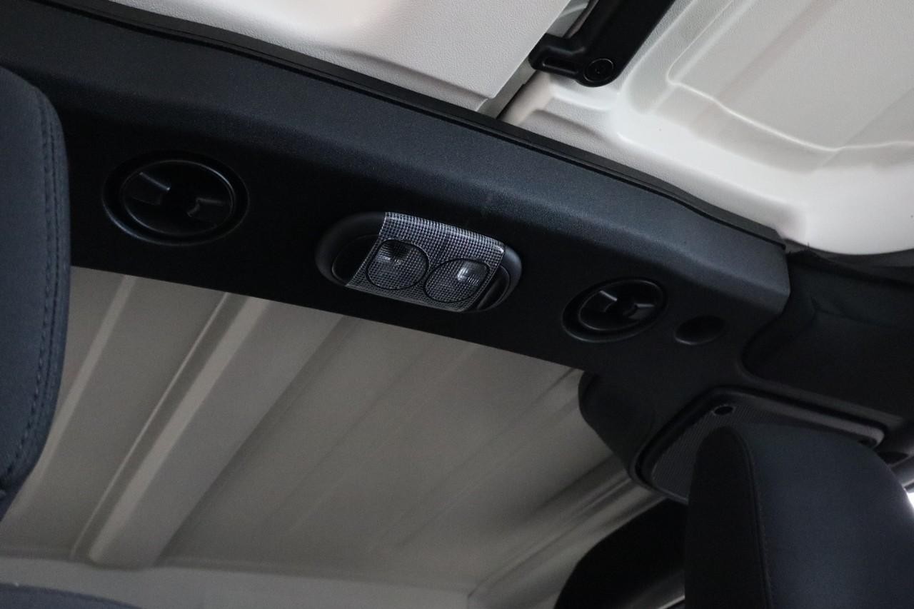 Jeep Wrangler JK Vehicle Full-screen Gallery Image 23