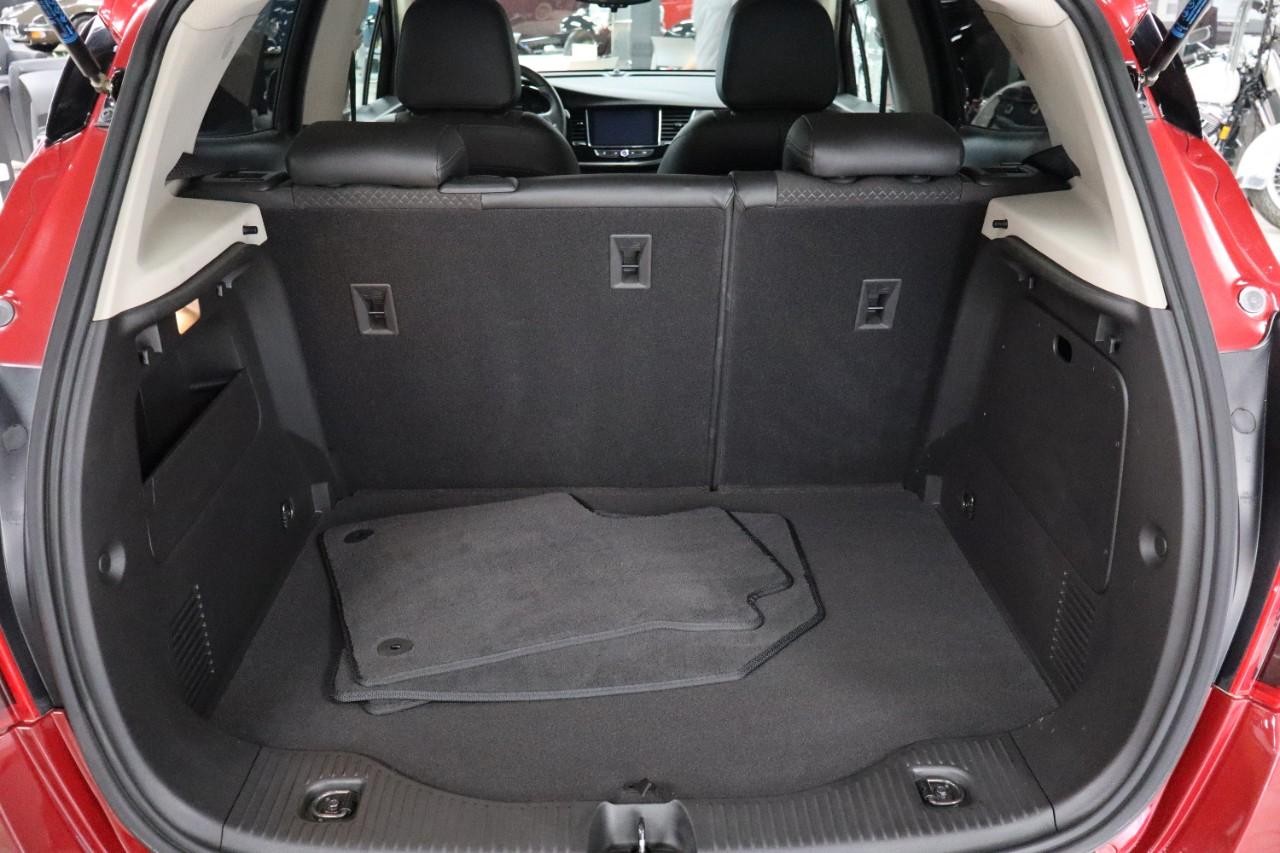 Buick Encore Vehicle Full-screen Gallery Image 19
