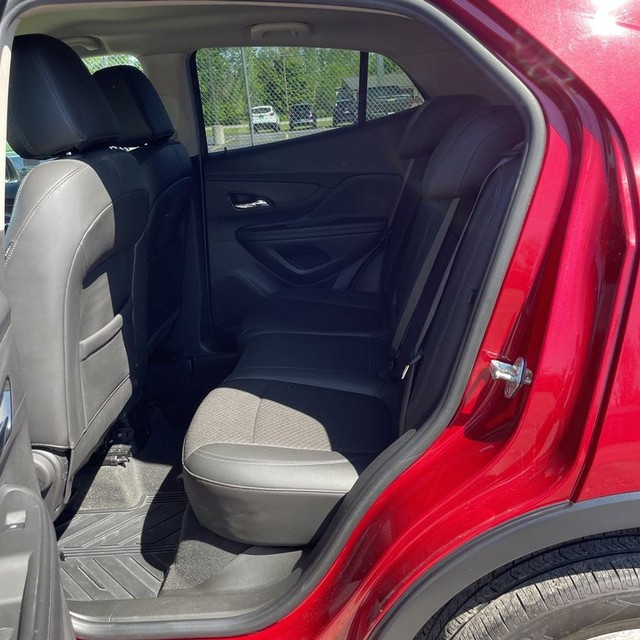 Buick Encore Vehicle Full-screen Gallery Image 13
