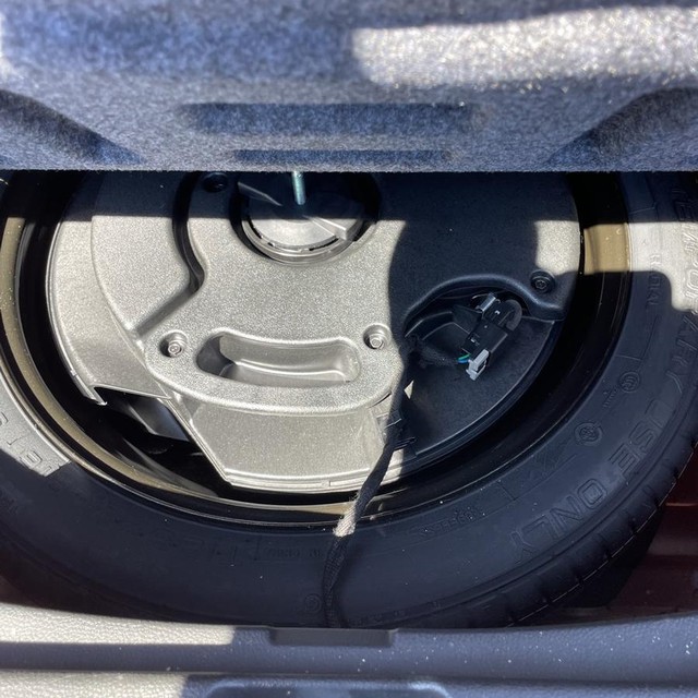 Buick Encore Vehicle Full-screen Gallery Image 20
