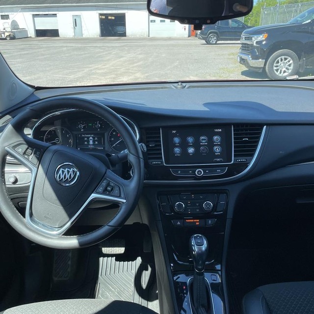 Buick Encore Vehicle Full-screen Gallery Image 25