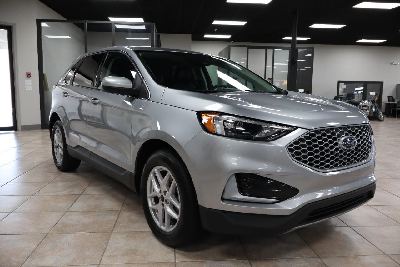 Ford Edge Vehicle Full-screen Gallery Image 7