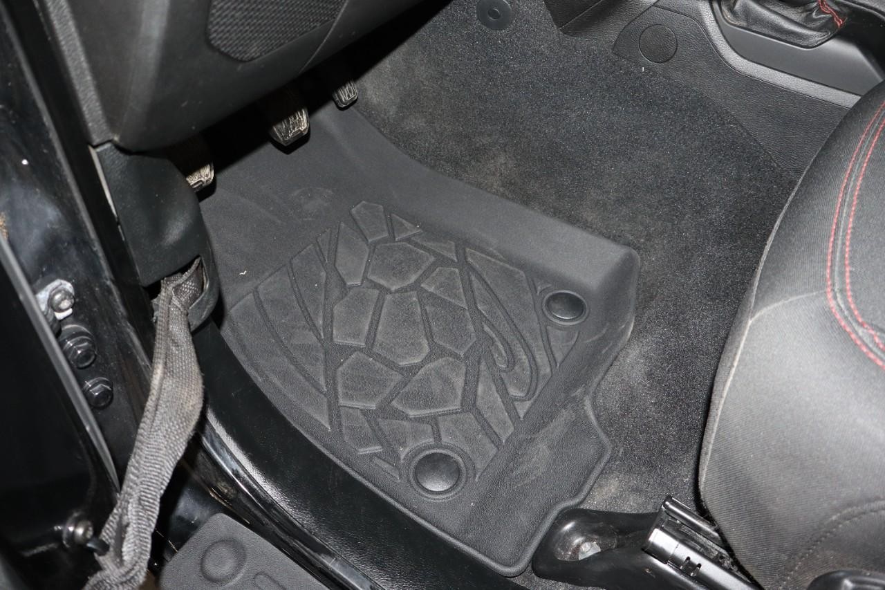 Jeep Wrangler Vehicle Full-screen Gallery Image 11