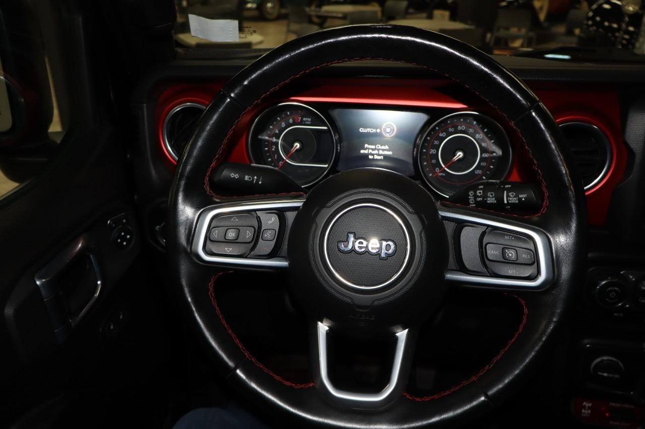 Jeep Wrangler Vehicle Full-screen Gallery Image 13