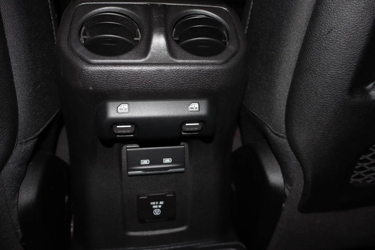 Jeep Wrangler Vehicle Full-screen Gallery Image 26